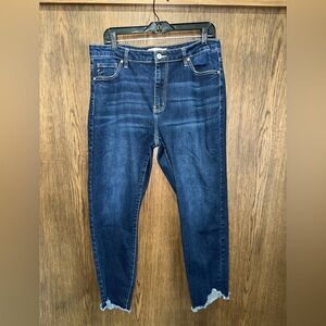 Women’s KanCan Skinny Super Stretch Raw Hem Jeans Size XL 14
